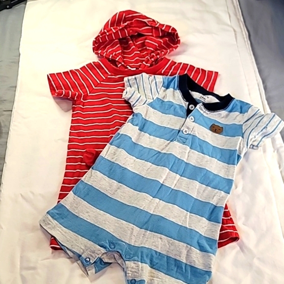 Carter's cotton rompers with crotch snaps - Picture 1 of 5